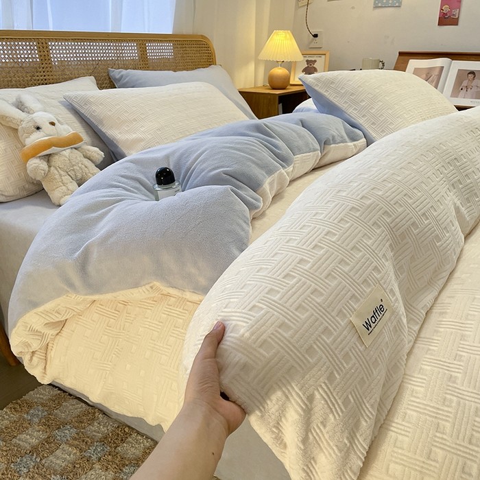 秋冬双面牛奶绒床上四件套雕花加厚珊瑚绒床单被套床笠床品三件套