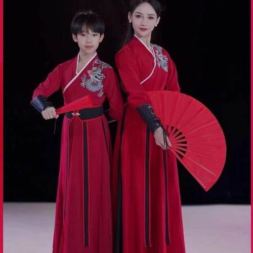 雪龙吟古典舞演出服中国风男女