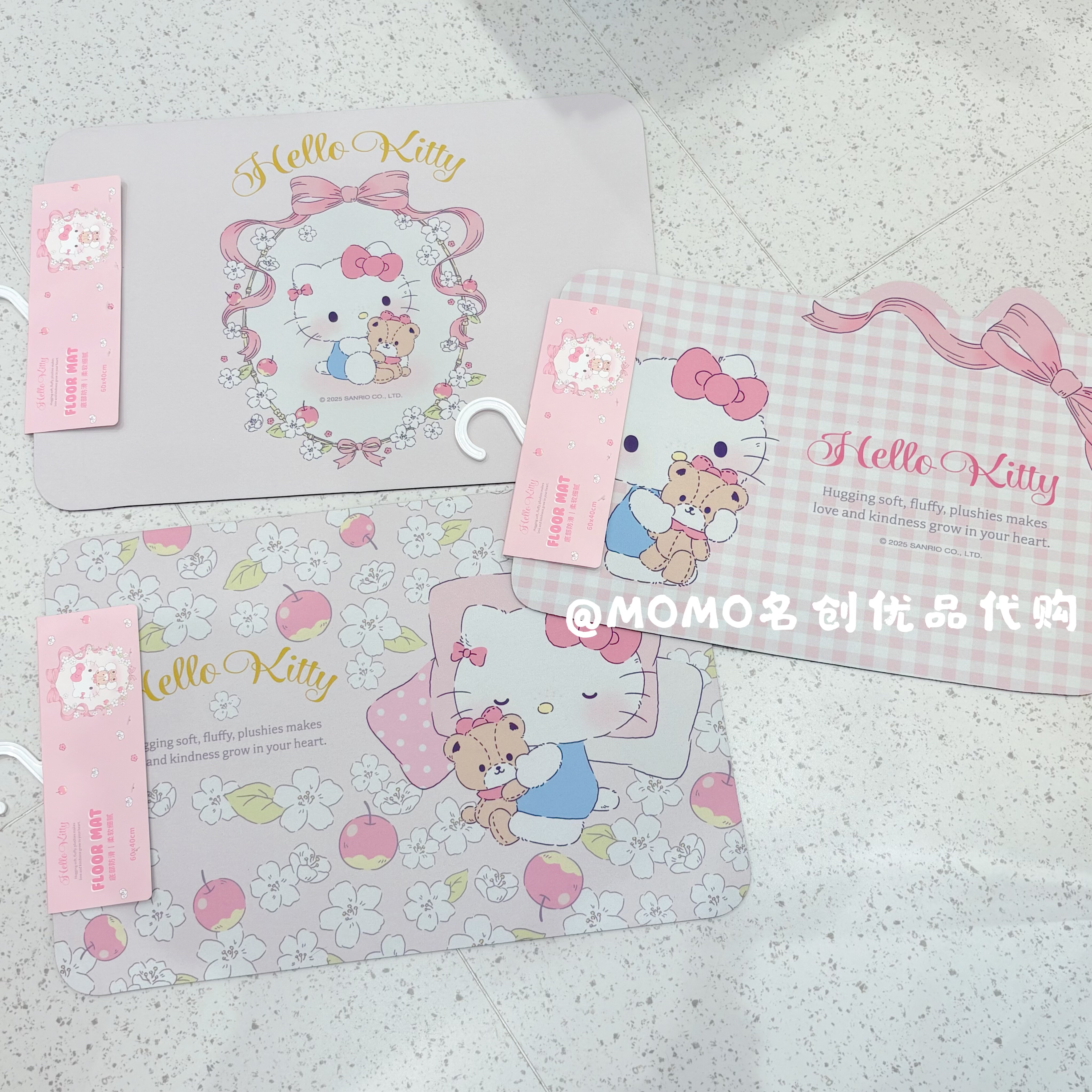 miniso名创优品三丽鸥hellokitty蝴蝶结科技布地垫凯蒂猫防滑垫子