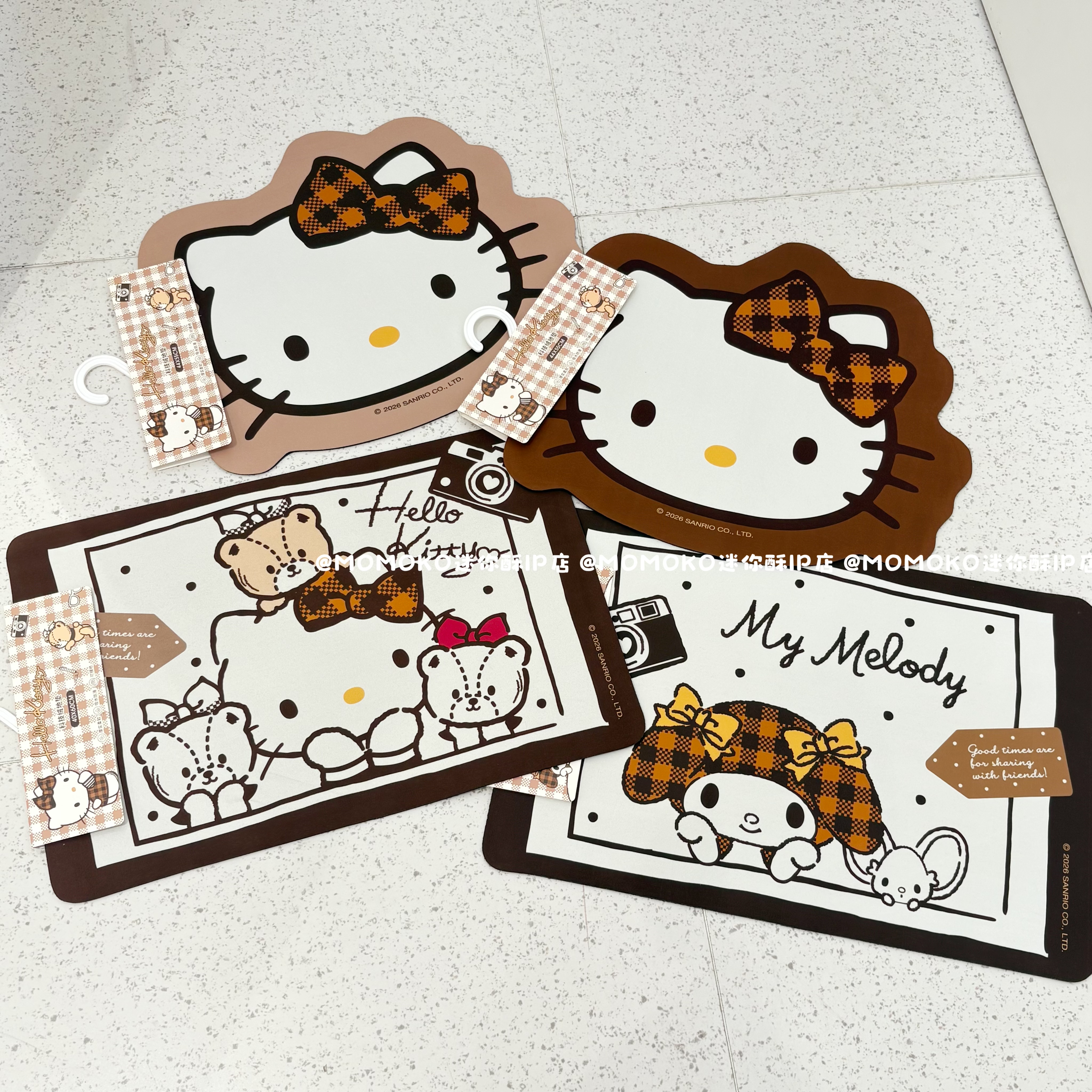 miniso名创优品三丽鸥摩卡格纹科技绒地垫可爱凯蒂猫吸水防滑脚垫