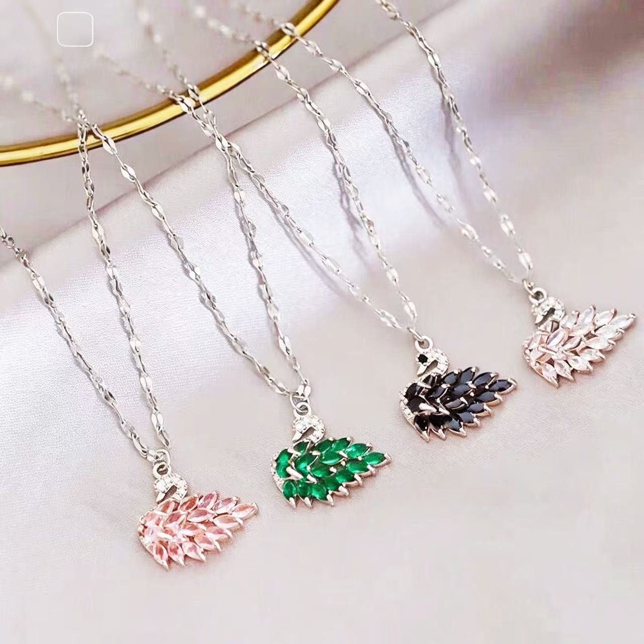纯银项链S999真银天鹅吊坠项链简约时尚韩版足银项坠配饰送女友图片