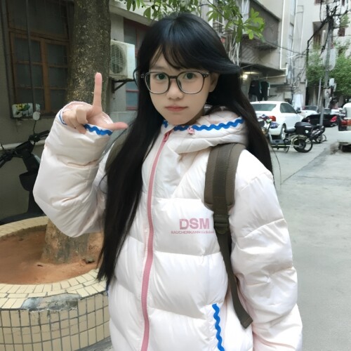 贝壳绣连帽加厚宽松面包服女冬