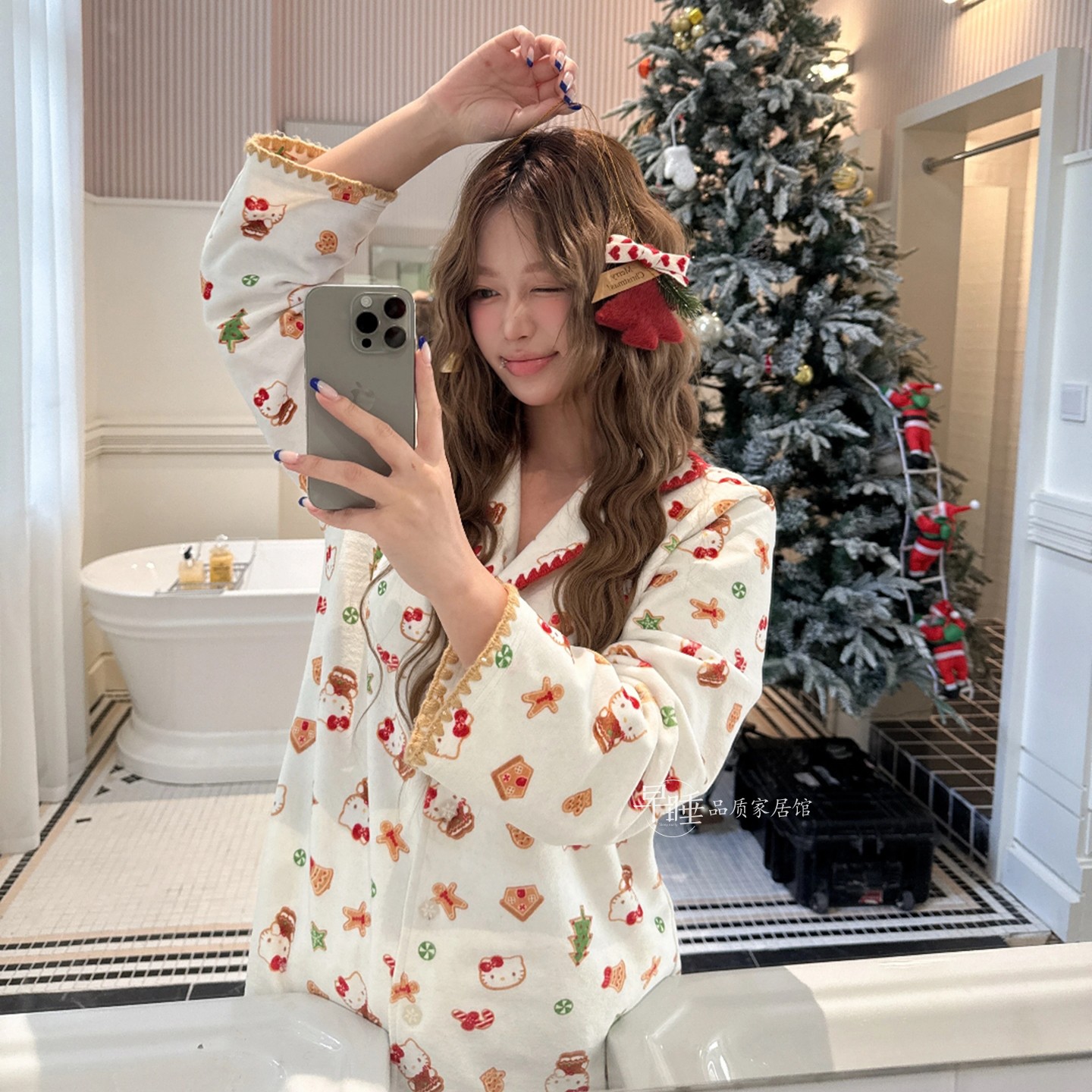 圣诞红甜美Kitty秋冬德绒睡衣女