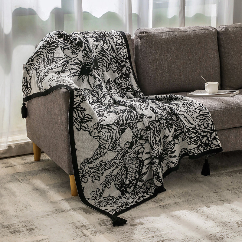 花鸟轻奢毛毯黑白沙发搭毯客厅空调午睡盖毯床尾毯沙发毯法式高级