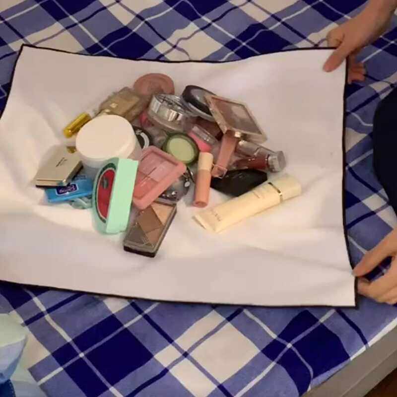 真的不是一片布！魔术百贴布懒人专属收纳袋化妆旅行便携自粘包