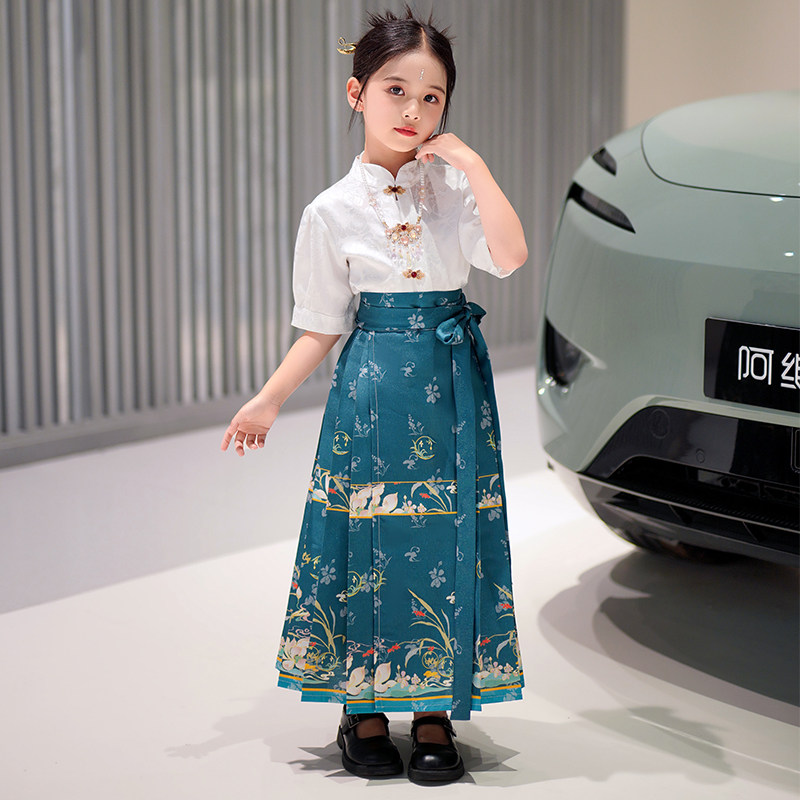 歌宴尔薄款夏季女童印花马面裙新图片