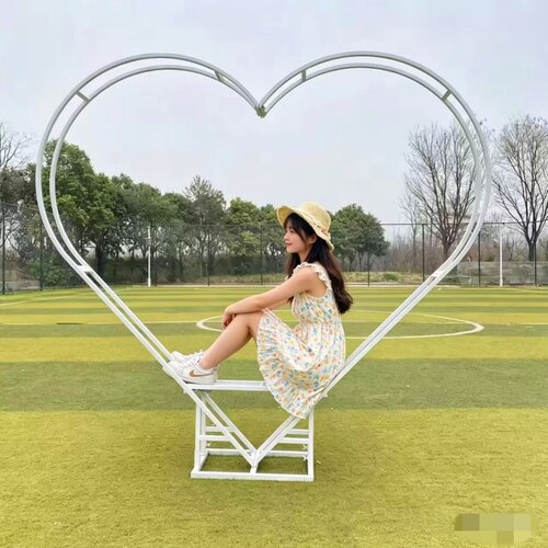 爱心铁艺拱门婚庆浪漫表白