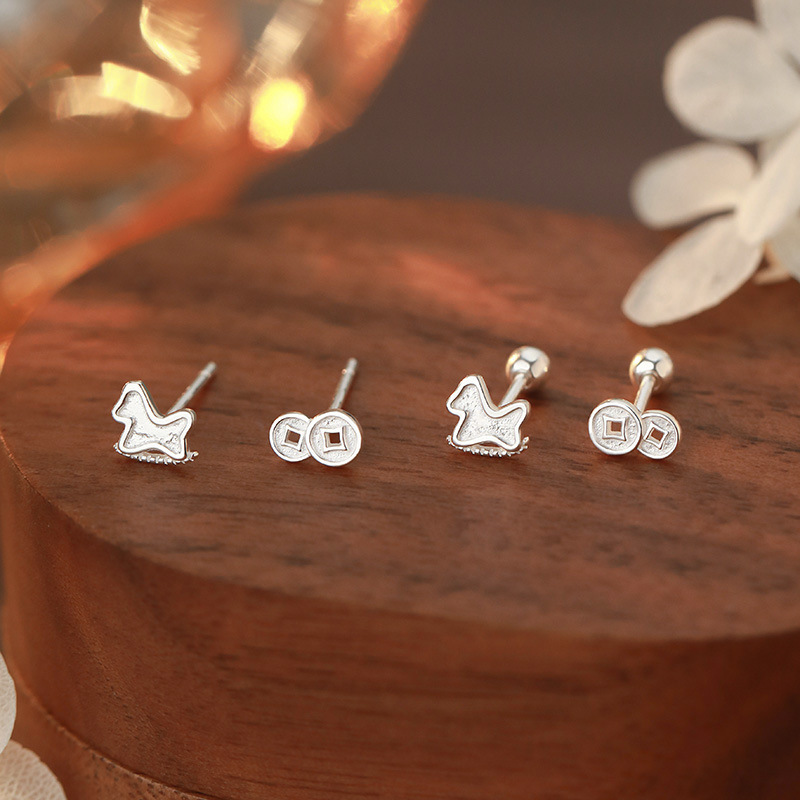 18光年S999纯银耳钉木马铜钱螺丝