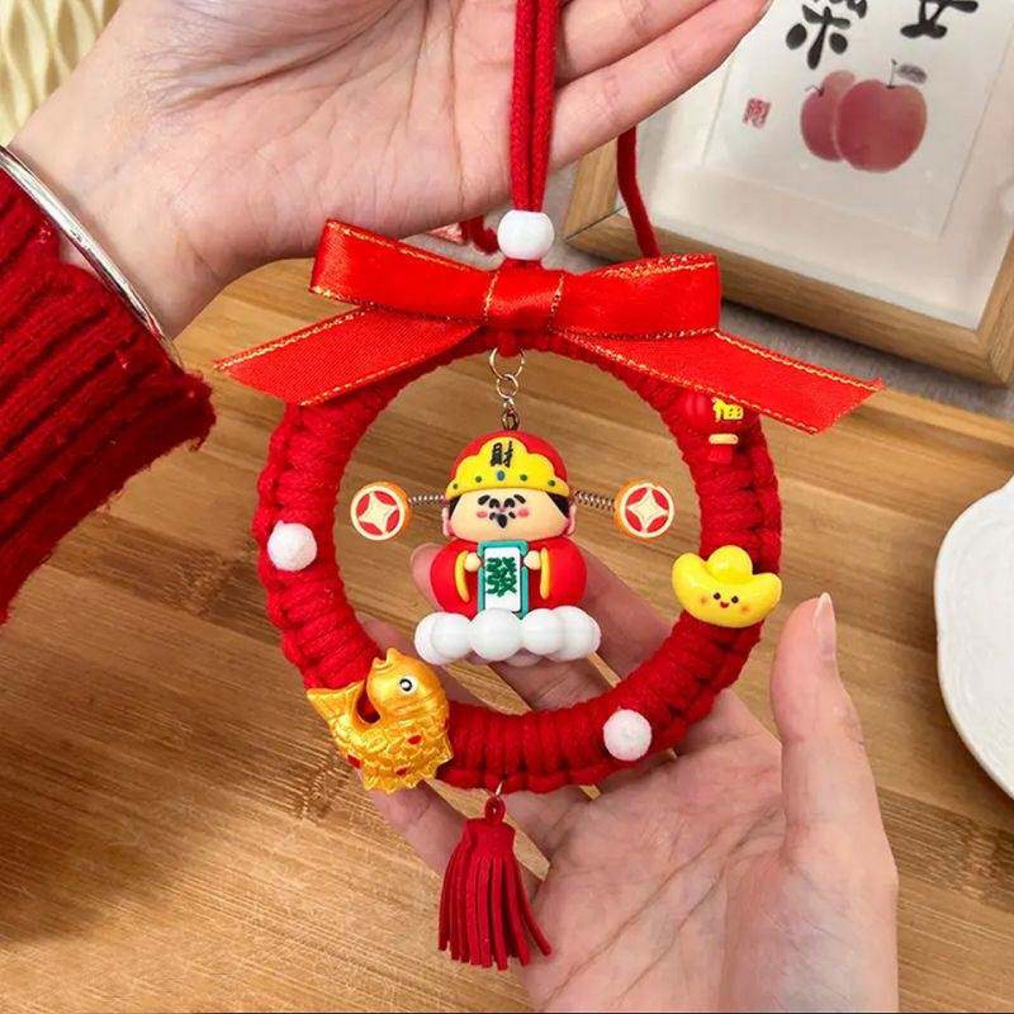 手工金色扫把铃铛车挂