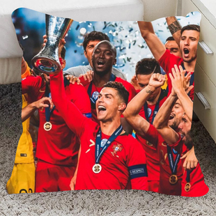 欧冠足球星C罗抱枕学生宿舍床上枕头沙发卧室靠垫送朋友生日礼物