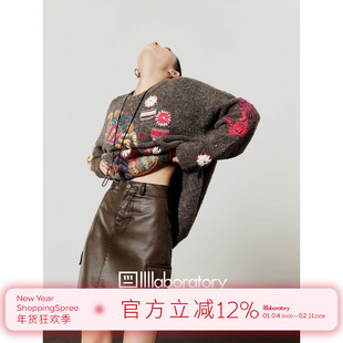 周里物/灰色针织衫女2025秋季新款小众卡通刺绣宽松套头圆领毛衣