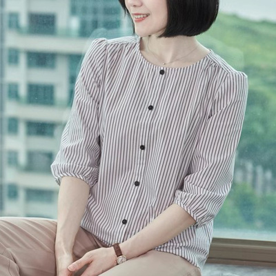 品牌中袖上衣女式妈妈宽松衬衫夏