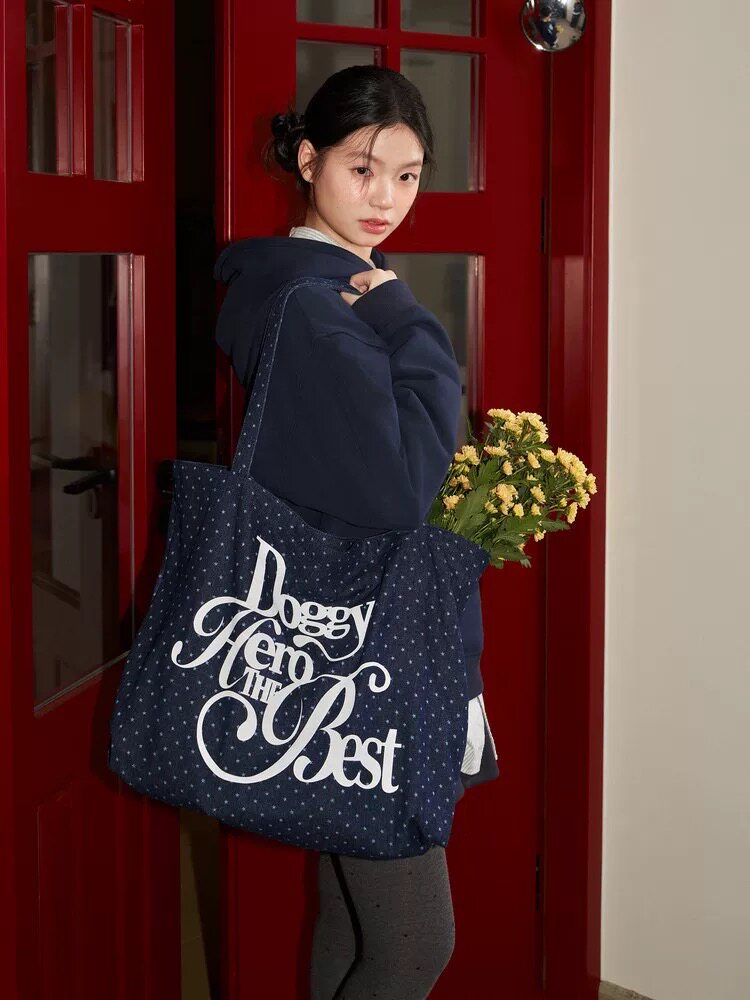 ins网红美式学院风帆布托特包包女2026新款大容量休闲单肩腋下包