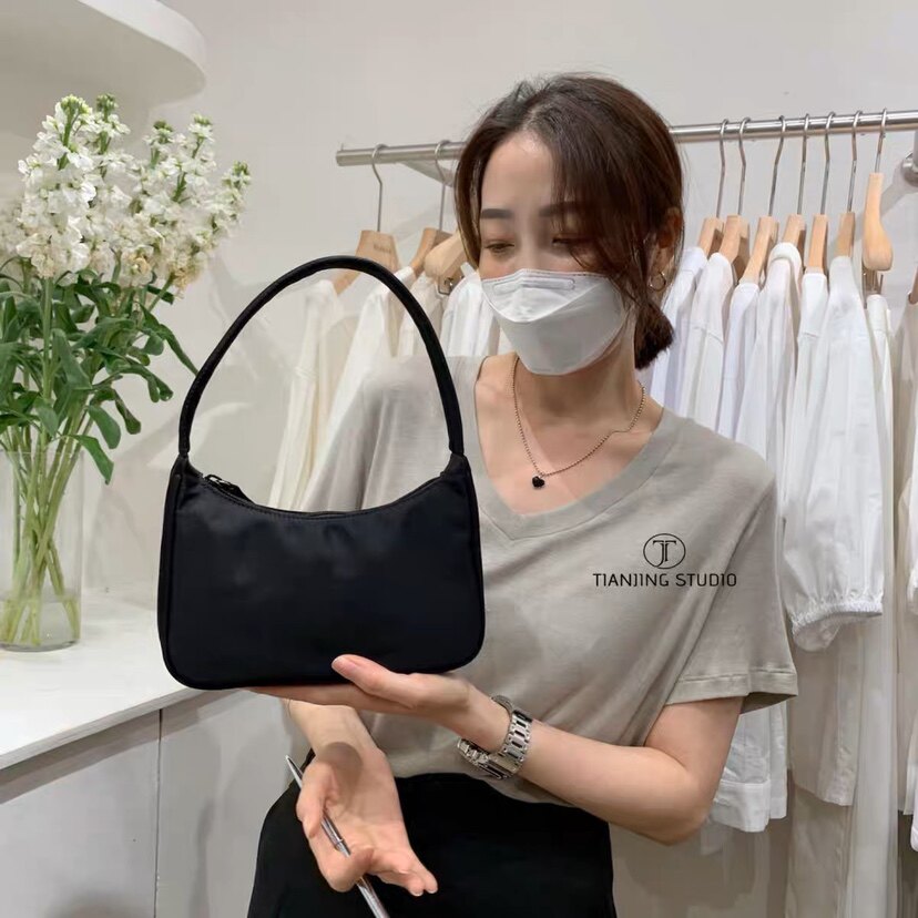 十三行老板娘专属推荐腋下包简约黑色尼龙单肩包法式通勤法棍女包