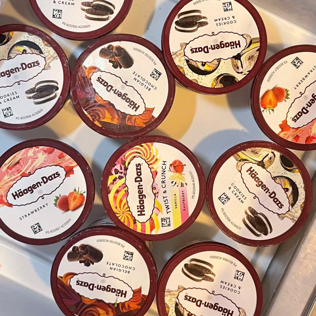 法国进口哈根达斯冰淇淋小杯整箱商用批发顺丰包邮蓝莓草莓抹茶