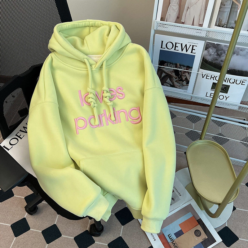 高品质加绒卫衣女款刺绣花秋冬保暖上衣加厚宽松大码女装连帽卫衣