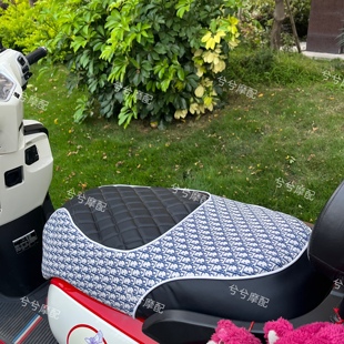 适用于新大洲本田NS125LA坐垫套复古摩托改装配件加厚LA125座套