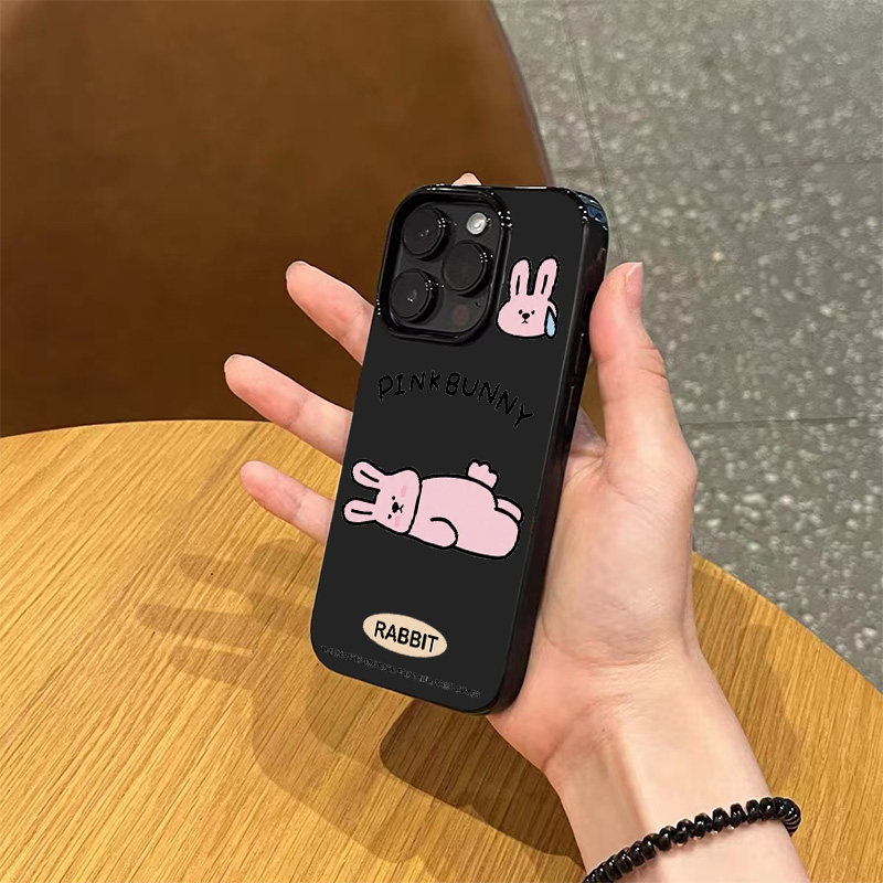 ins韩系卡通趣味平躺兔子手机壳适用苹果17promax新款iPhone16pro亮黑色15硅胶14磨砂13女款12防摔11全包软壳