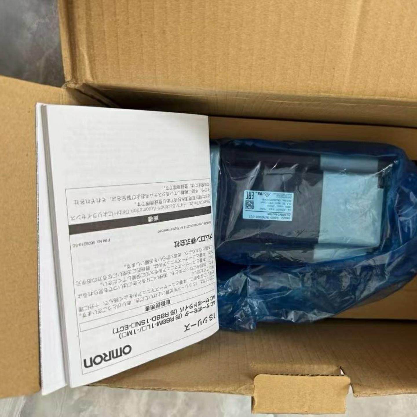 配件R88M-1M10030T-S2 R88M-1M1K020T-S2 欧姆龙伺服电机议价