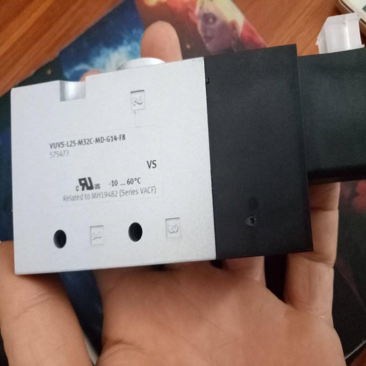 配件FESTO  VUVS-L25-M32C-MD-G14-F8  575473议价