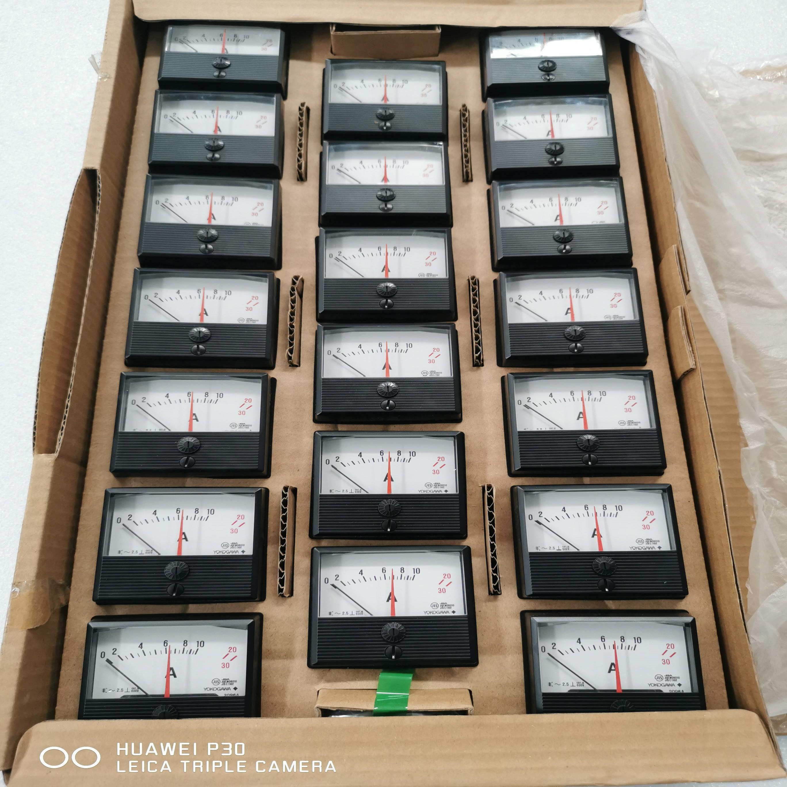 配件全新原装横河YOKOGAWA电流表2096A37-A36-N-B-BSFS 1议价