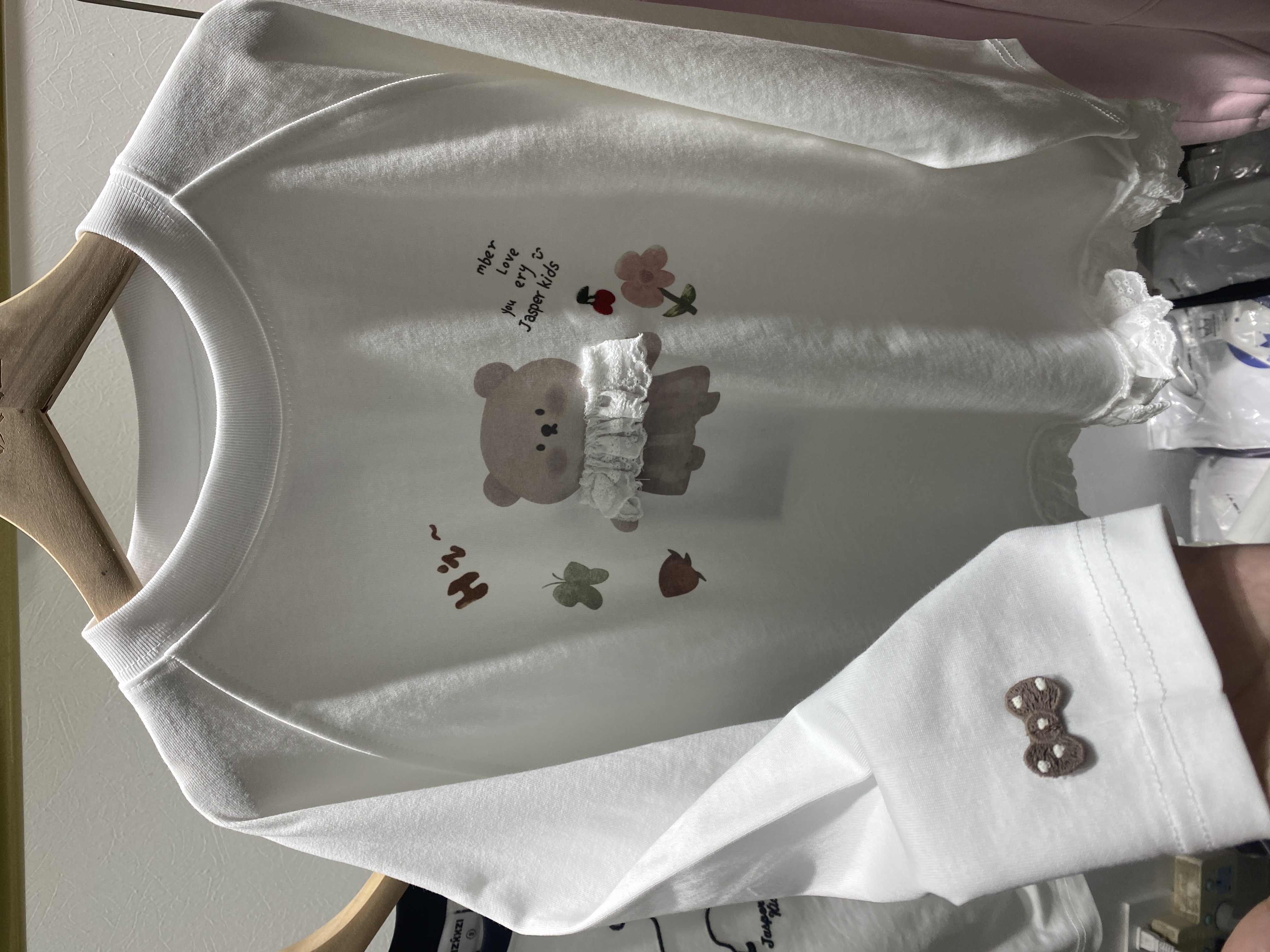 现货波拉韩国童装秋装女童中大童亲子蕾丝花边樱桃小熊长袖T恤