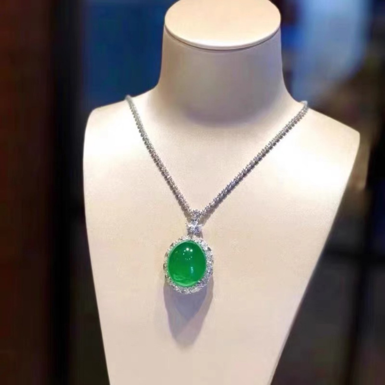 冰种天然缅甸翡翠蛋面吊坠正阳绿冰透戒指裸石鸽子蛋18k镶嵌挂件