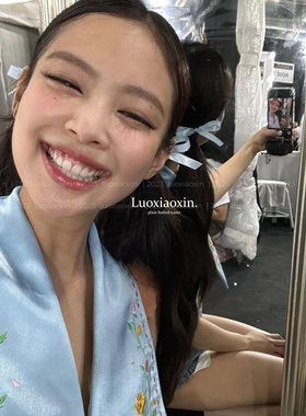 Jennie同款水蓝色蝴蝶结发夹头饰