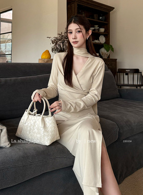 L优雅知性纯色v领修身连衣裙早春新款御姐风连衣裙