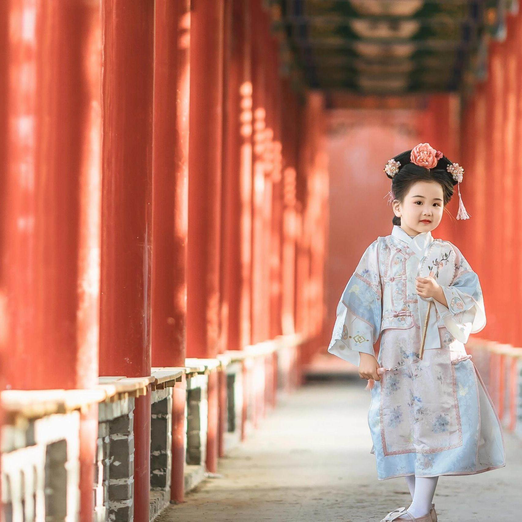 女童汉服宫廷风格格服儿童清朝古装女宝旗袍马甲套装北京故宫旅拍,童装/婴儿装/亲子装,汉服,淘宝优惠券,粉丝福利购,淘宝优惠卷