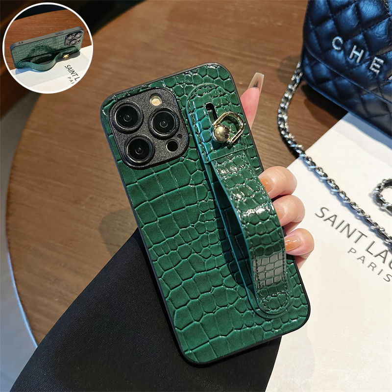 适用于苹果16promax手机壳iphone17腕带15支架13/14折叠支架12鳄鱼纹11复古xs便携XR高档7保护套8P防摔小众
