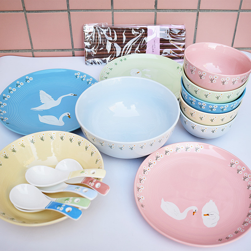 特价家用陶瓷餐具套装21头饭碗菜盘汤碗创意简约彩色瓷碗5人组合