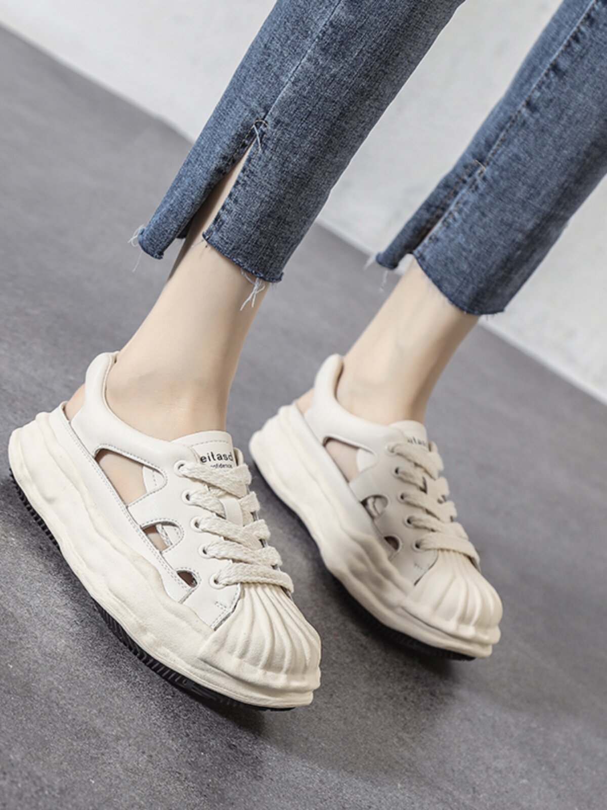 ZASAFRAN RECOMMENDED IF IT IS EASY TO WEAR  ROMAN CUT-OUT SPORTS TOE SANDALS WOMENS SHELL HEAD LEATHER THICKNESS SOLE 4CM