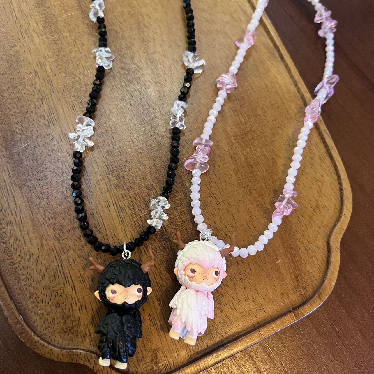 日韩水晶亚克力串珠可爱泡泡玛特粉白小恶魔萌粒短款项链颈链女