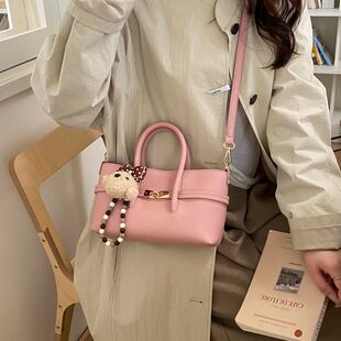 2026新款 百搭单肩包可爱轻便大容量斜挎包通勤 女包高颜值时尚