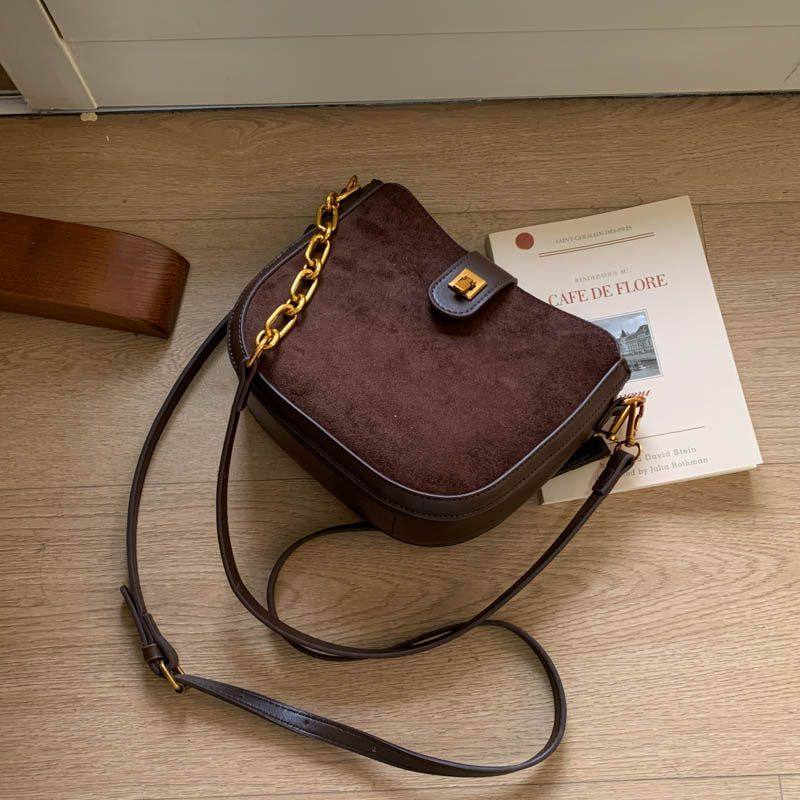 小众设计高颜值新款包包女士斜挎包磨砂时尚高级感百搭马鞍单肩包