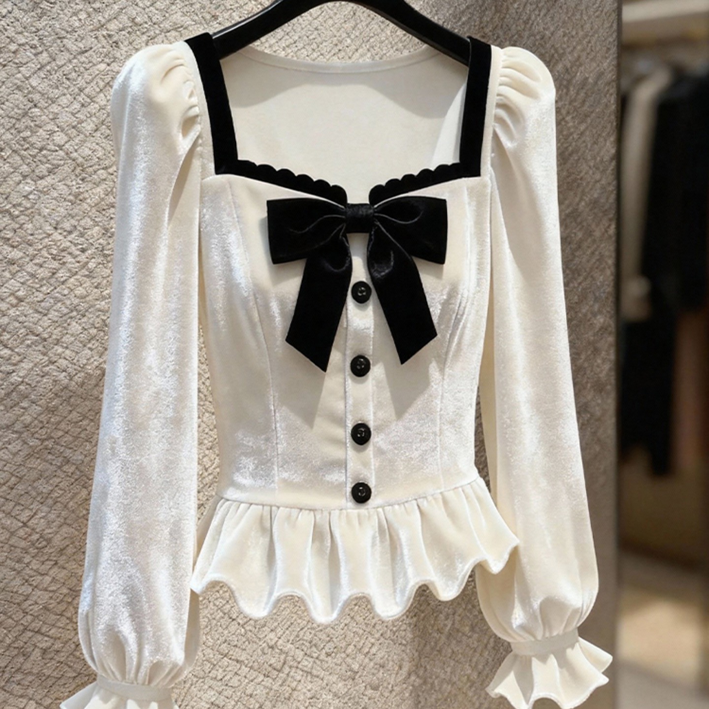 外贸撤回衬衫女高级感洋气绝美巨好看高端法式小资白色丝绒上衣冬