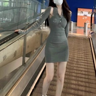 春秋季新款学院风套裙Polo连衣裙修身挂脖裙针织坎肩两件套露肩裙