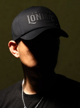 韩国大头围硬顶百搭时尚棒球帽男女高顶弯檐大号个性字母鸭舌帽子