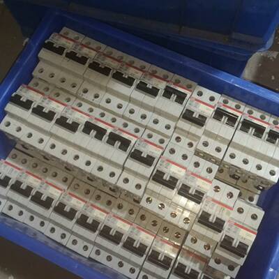 可维修S252S D162P IEC60898GB10963议价