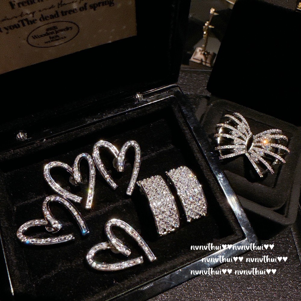 璨若星河 马眼水滴宝石耳环 波光粼粼 弧形梯方锆石耳坠 羽翼