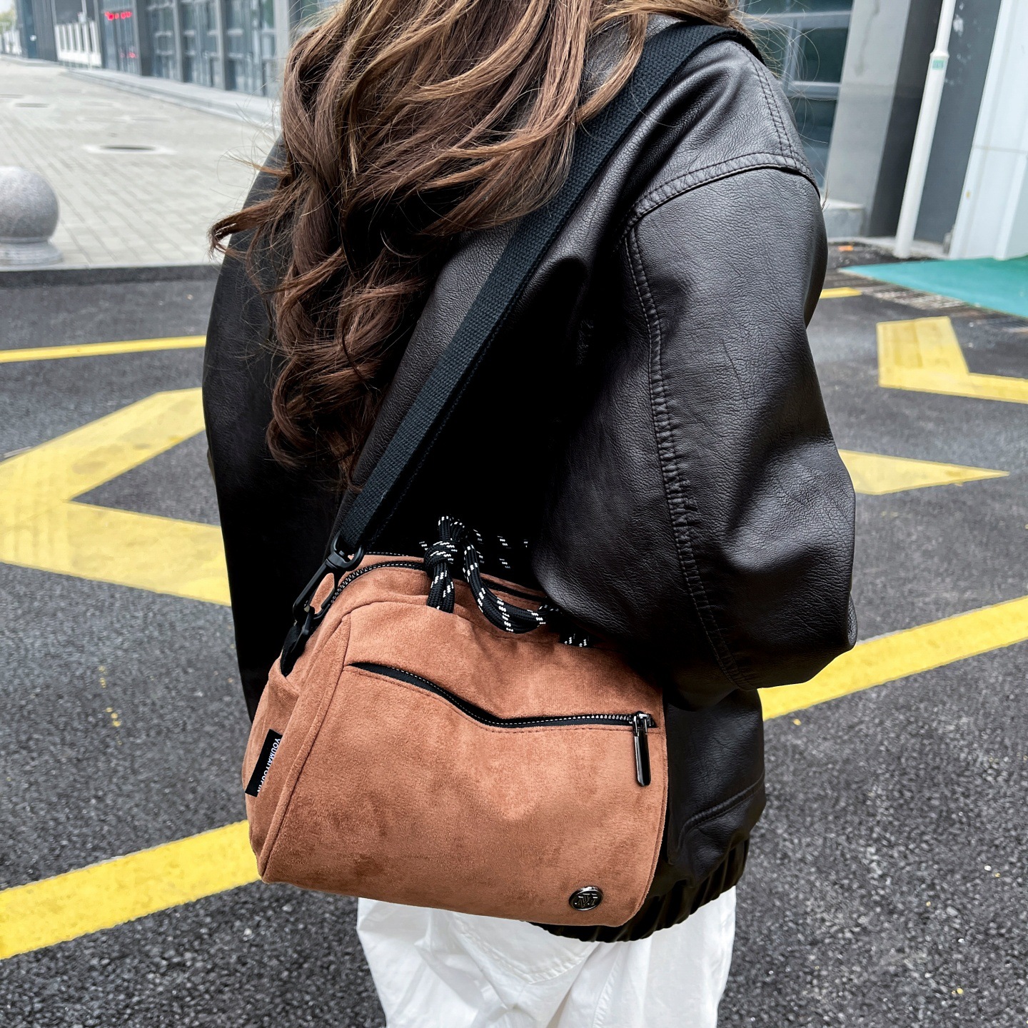 休闲时尚手提包小拎包女2025新款复古麂皮绒小方包简约单肩斜挎包