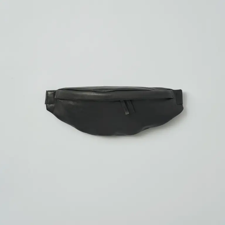 【代购】SSSTEIN 26ss Leather sling bag 山羊皮胸包斜挎包