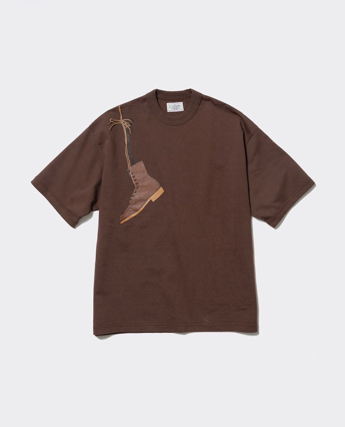 秋冬新款靴子印花短袖T恤