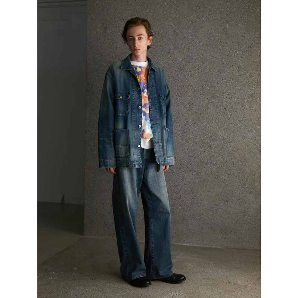 春夏新款花卉图案圆领卫衣