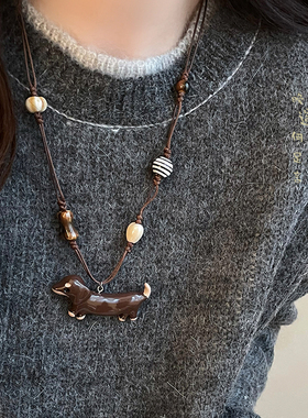 卡通陶瓷腊肠狗吊坠项链女可爱复古小狗挂脖长款毛衣链配饰装饰品