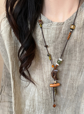 新中式月牙天然石项链女民族风笑脸长款毛衣链小众设计感挂脖配饰
