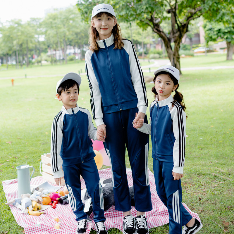 一家三四新款潮运动会园服亲子装