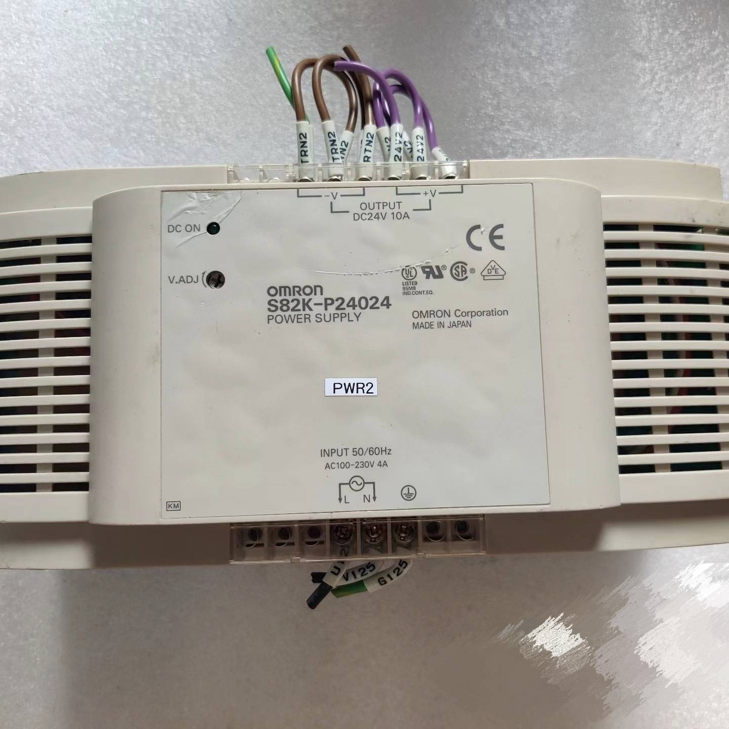 议价开关电源S82K-P24024,输入100～230V，