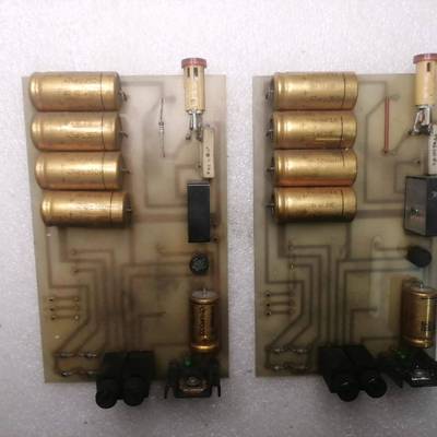 议价出德国残电路板 带有4只roe 350v 47uf 轴向